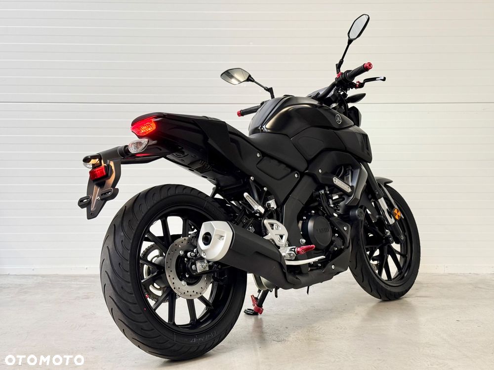Yamaha MT - 4