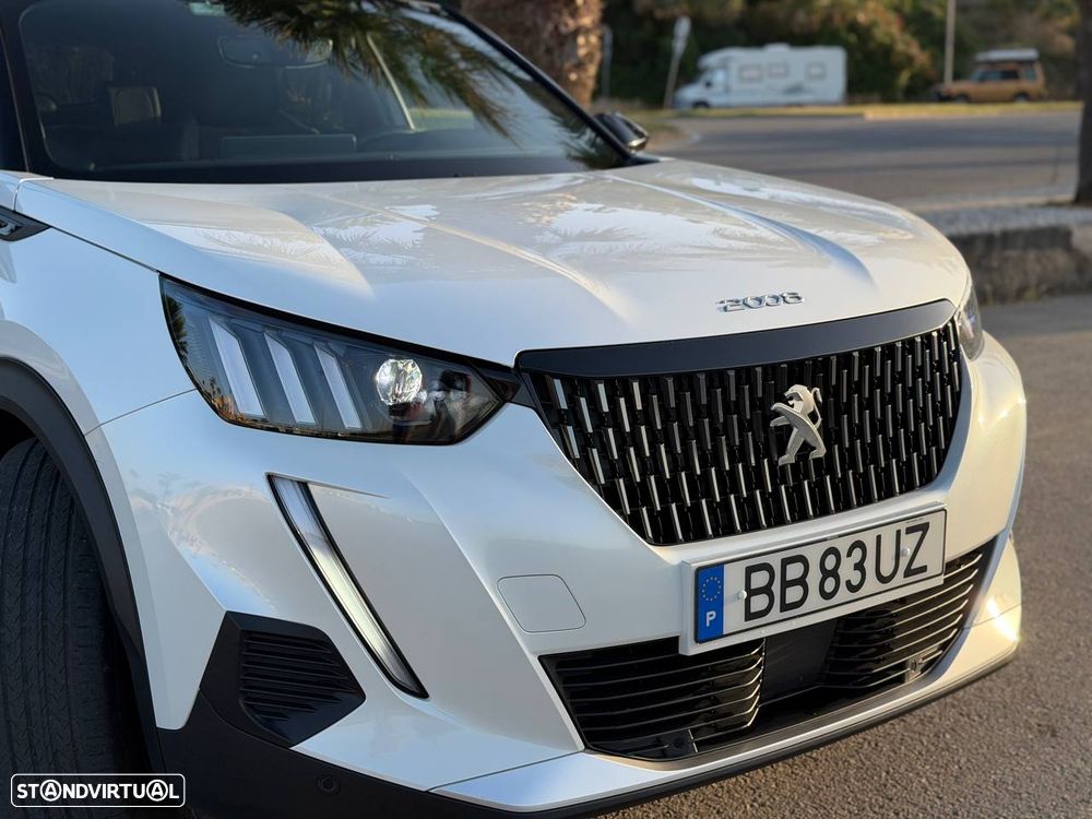 Peugeot 2008 1.2 PureTech GT Line - 5