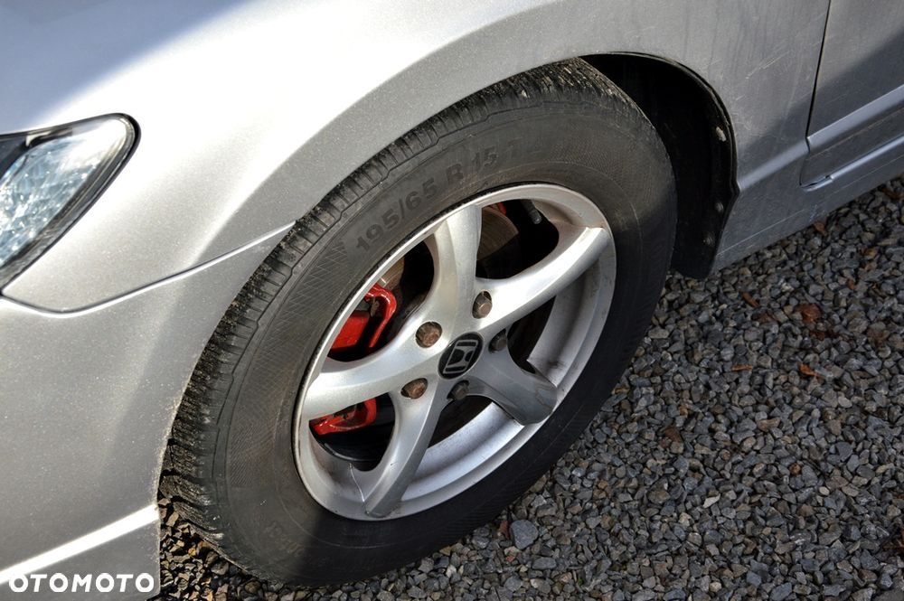 Honda Civic 1.8 Comfort - 22