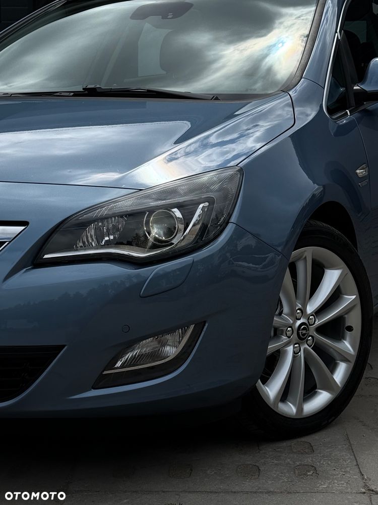 Opel Astra 1.4 Turbo Design Edition - 12