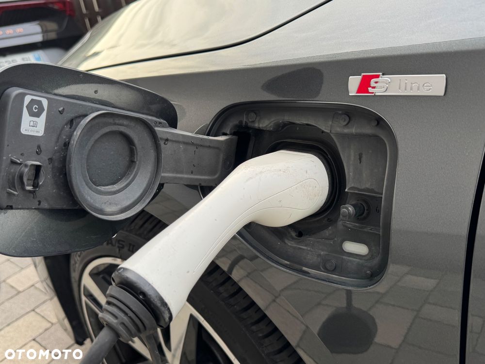 Audi A3 Sportback 1.4 TFSI e-tron S line Sportpaket - 40