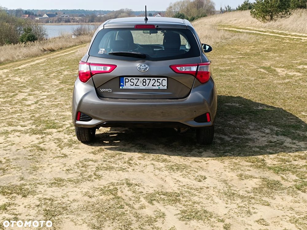 Toyota Yaris - 2