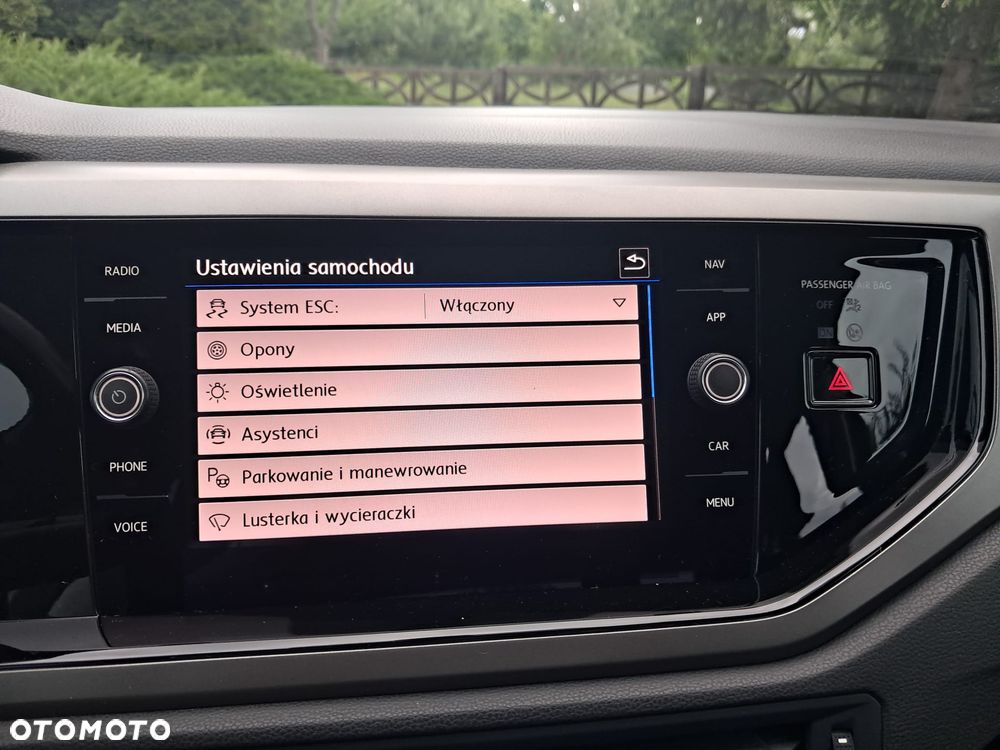 Volkswagen Polo 1.6 TDI SCR DSG Comfortline - 16