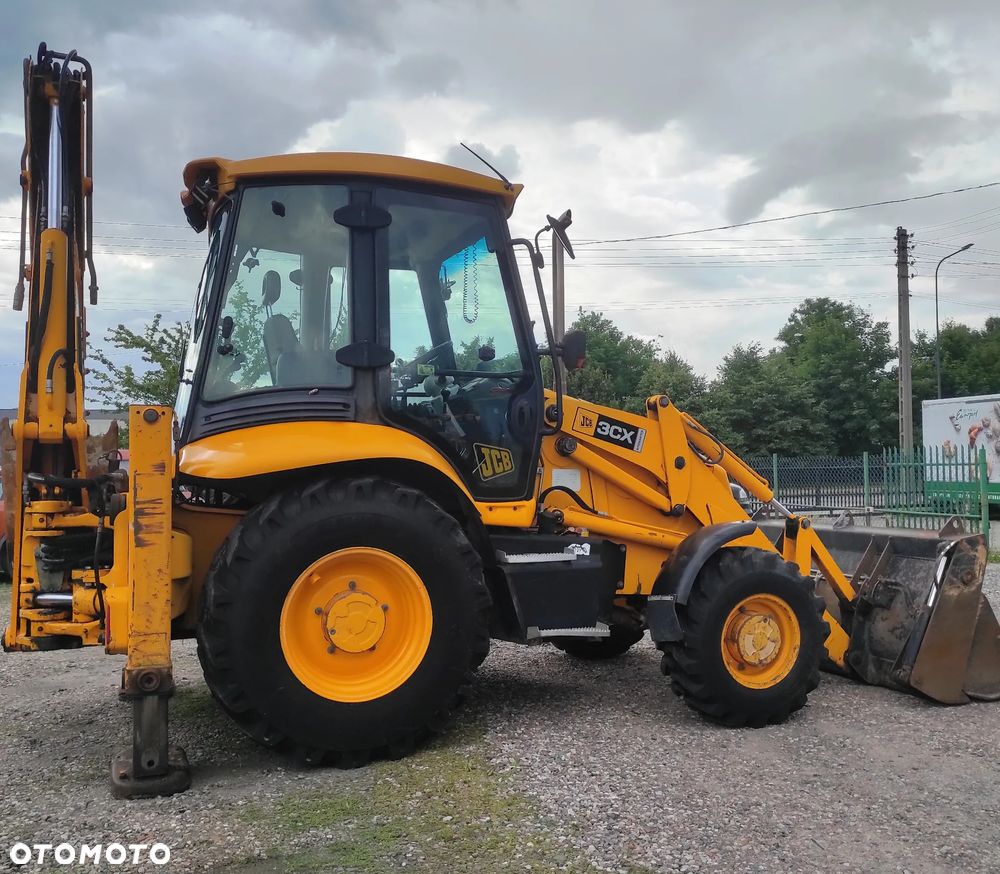 JCB 3CX SiteMaster Koparko-Ładowarka 2004 r - 8