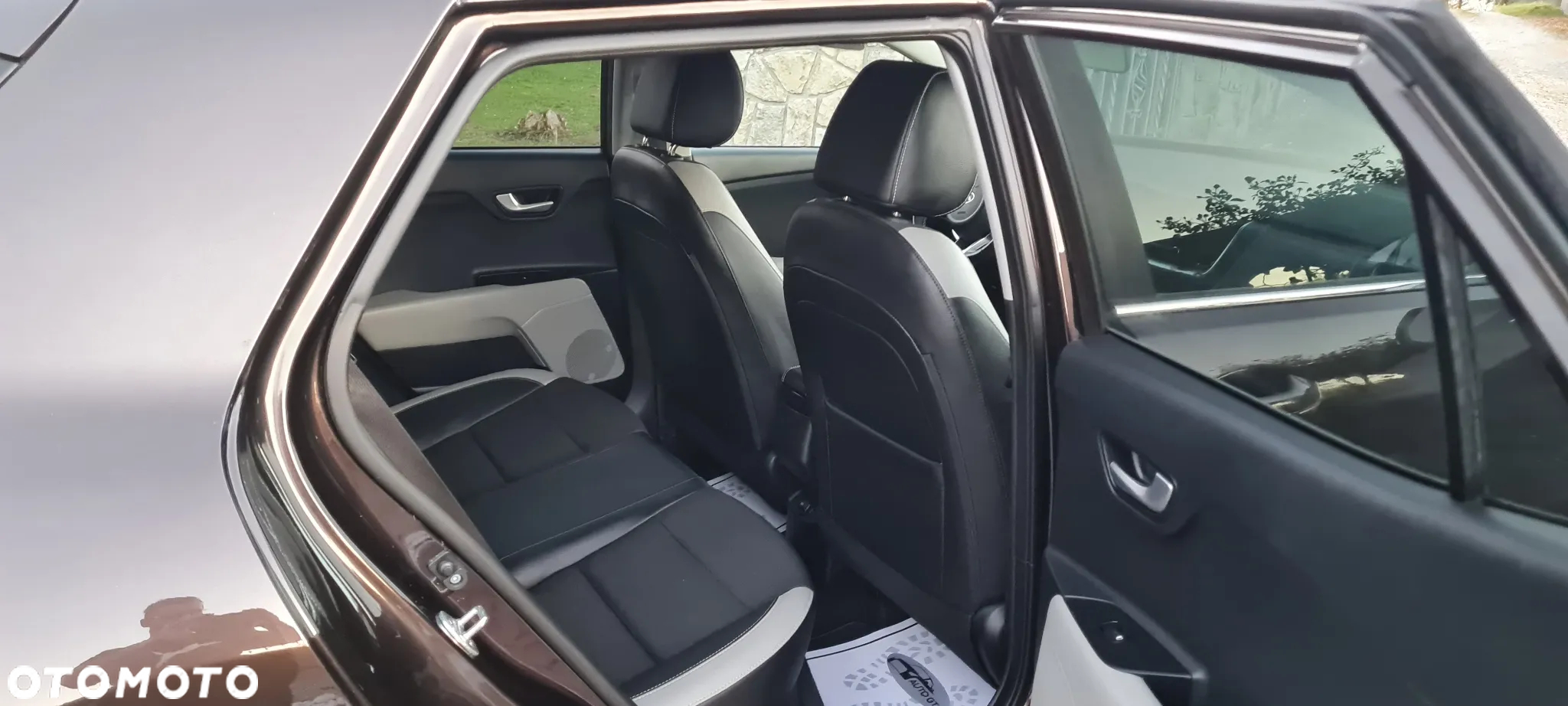Kia Stonic - 22