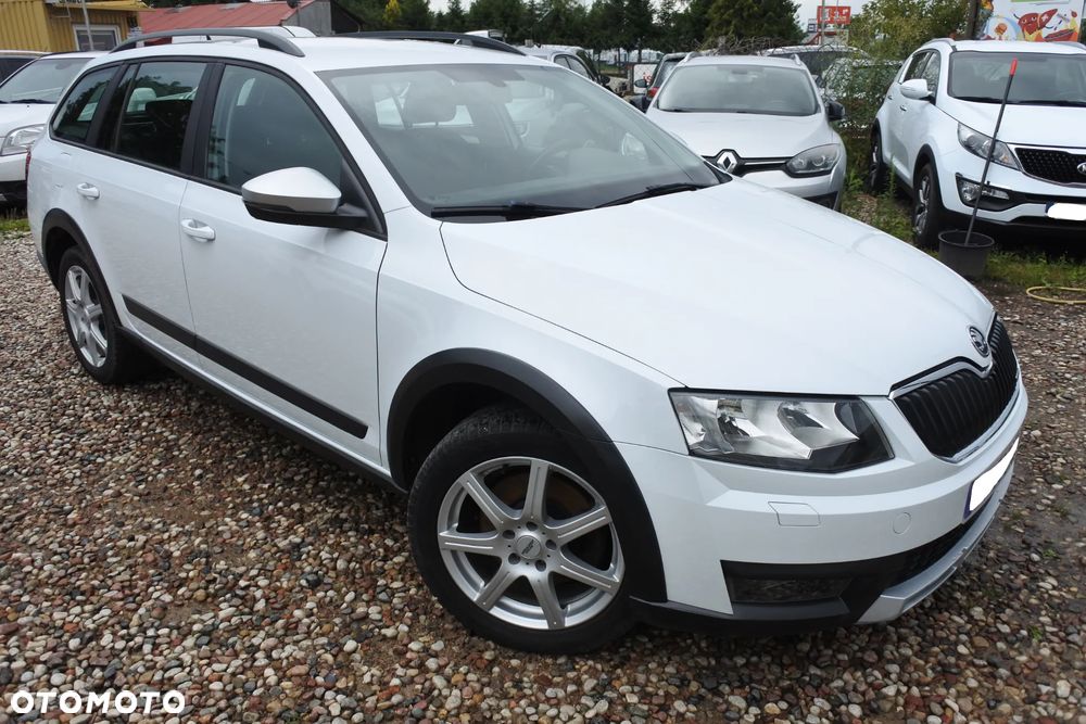 Skoda Octavia Scout 2.0 TDI 4x4 DSG - 1