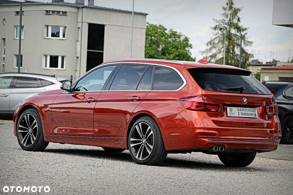 BMW Seria 3 330i xDrive Sport Line Sport - 7