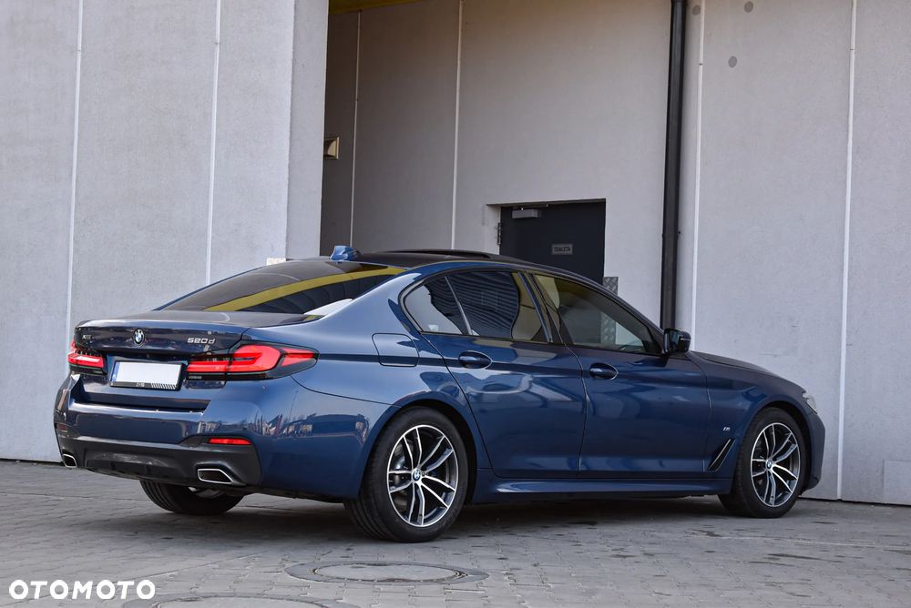 BMW Seria 5 520d M Sport sport - 24