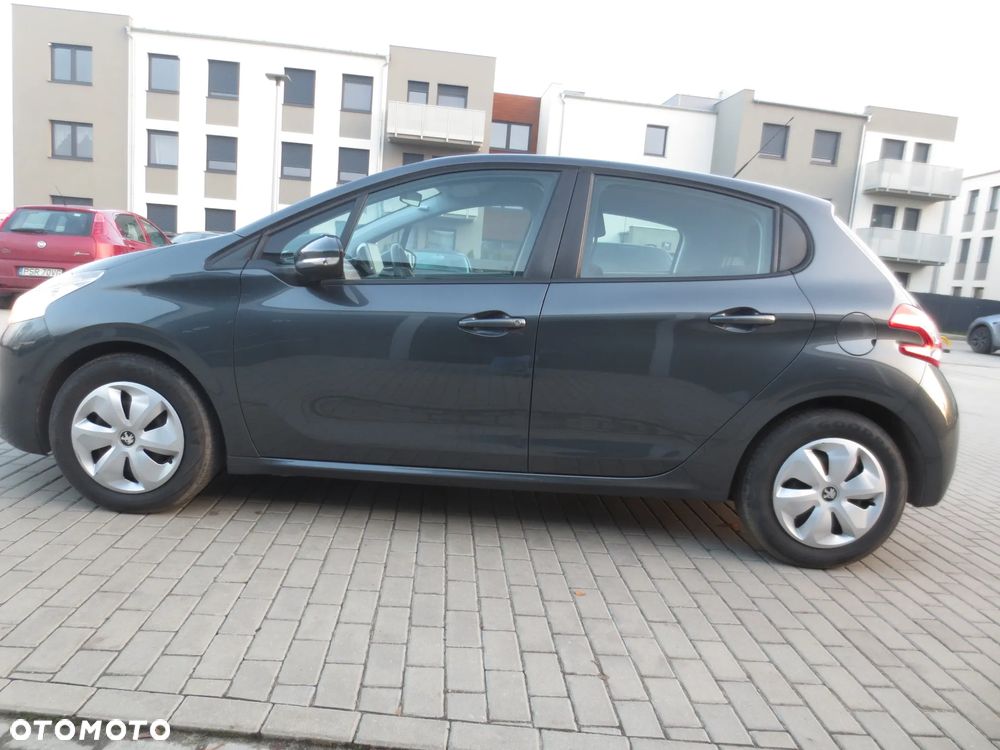 Peugeot 208 1.4 HDi Access - 2