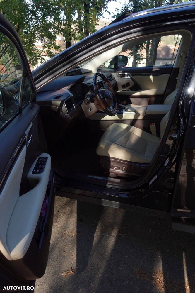 Lexus Seria RX - 5