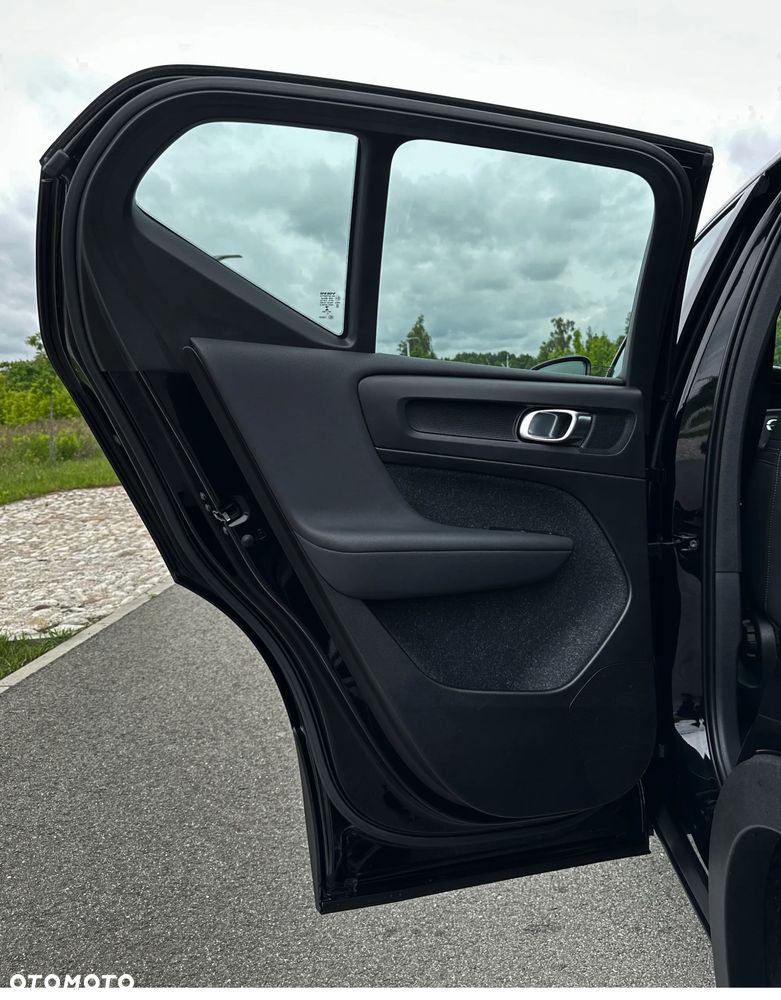 Volvo XC 40 - 31