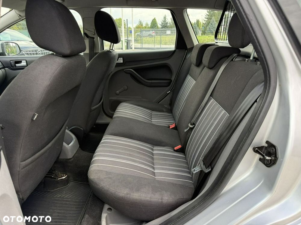Ford Focus 1.8 TDCi Trend + - 12