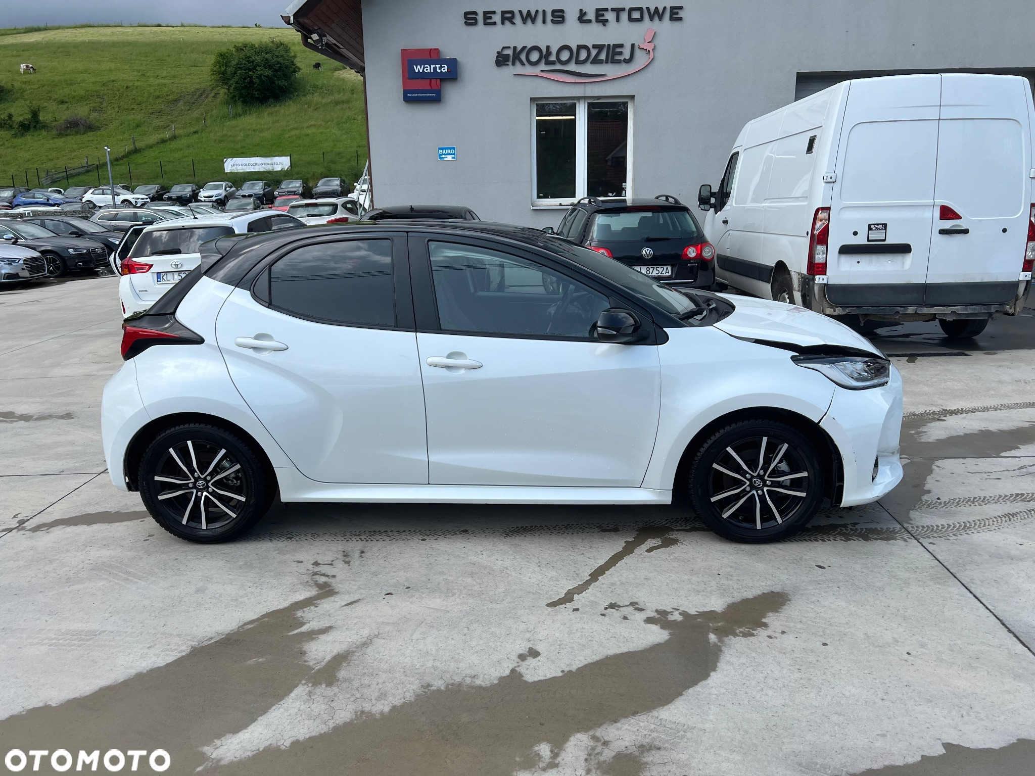 Toyota Yaris Hybrid 1.5 Comfort - 4