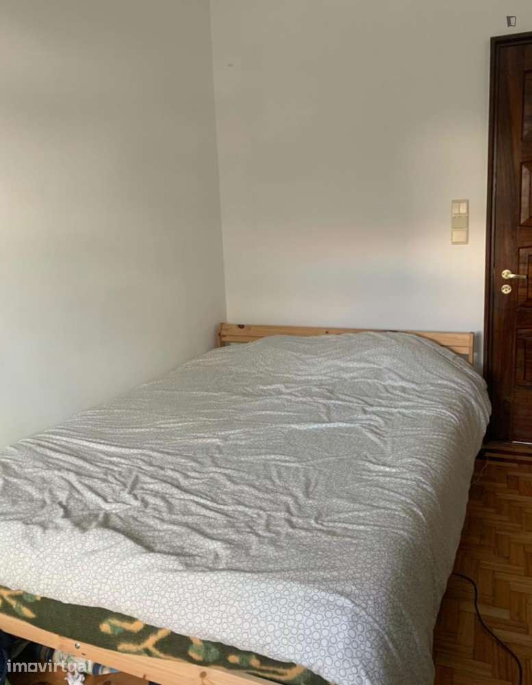 Quarto - localizado em Cedofeita Porto - Grande imagem: 2/7