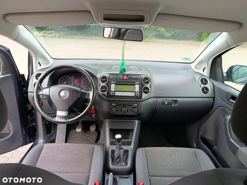 Volkswagen Golf Plus - 9