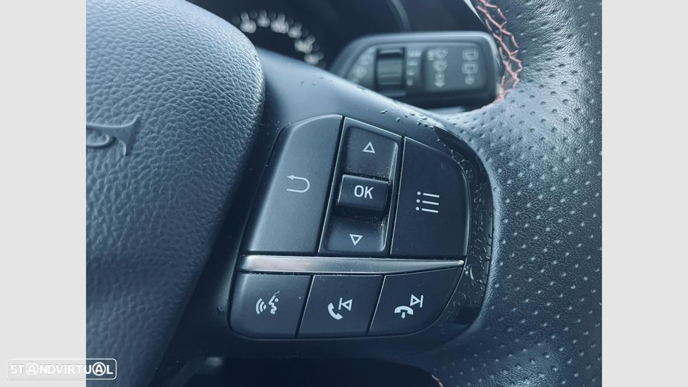 Ford Focus 1.0 EcoBoost MHEV ST-Line - 20