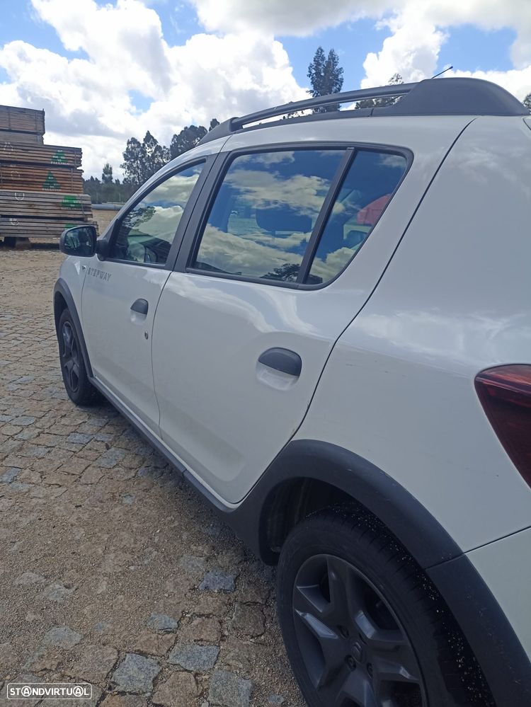 Dacia Sandero 0.9 TCe SL Explorer Bi-Fuel - 8