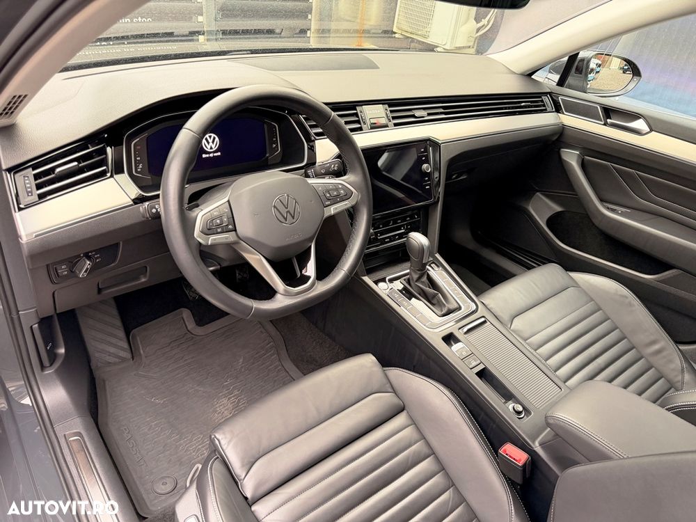 Volkswagen Passat 2.0 TDI DSG Highline - 14