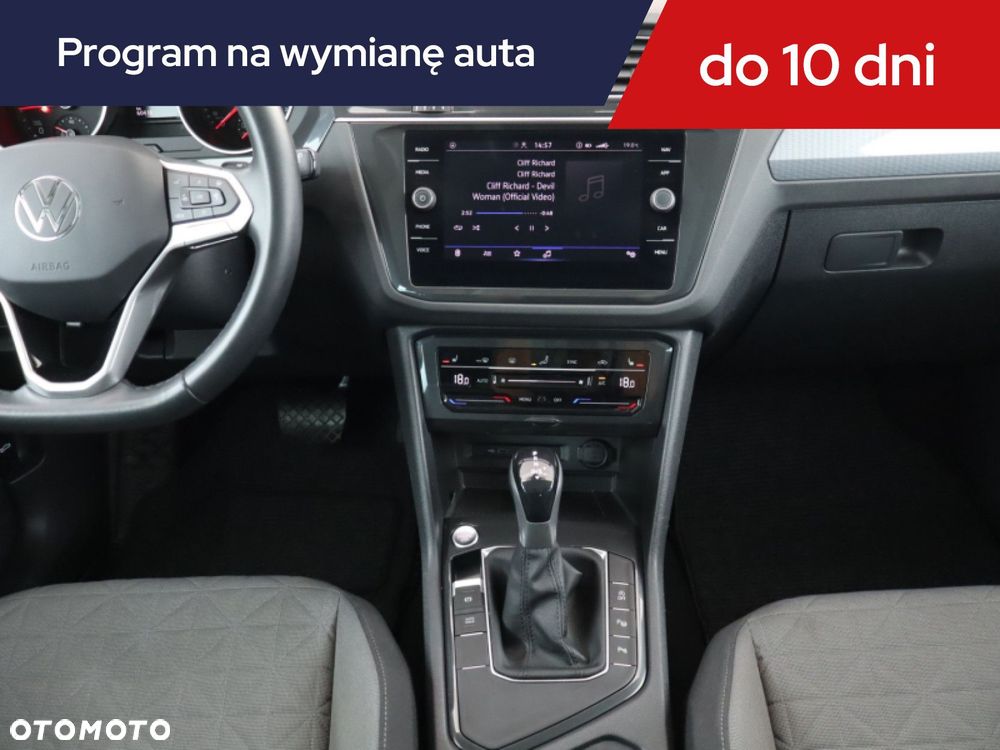 Volkswagen Tiguan - 14