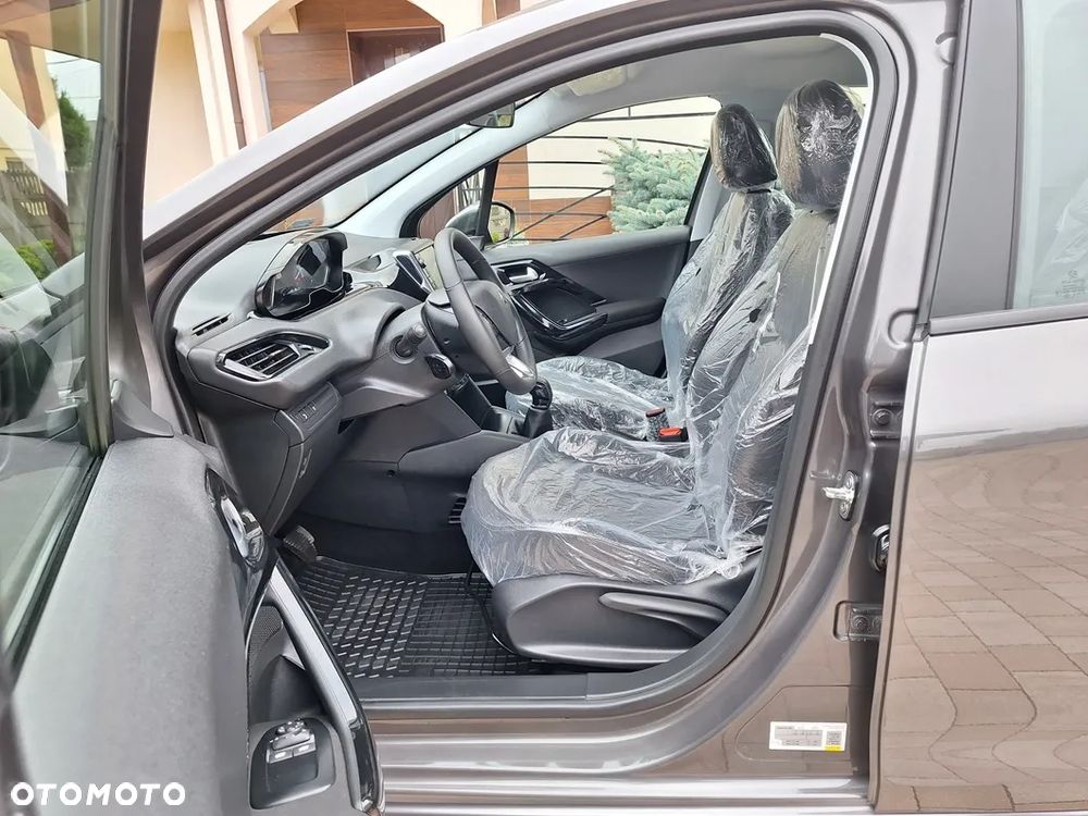 Peugeot 208 1.2 PureTech Allure - 7