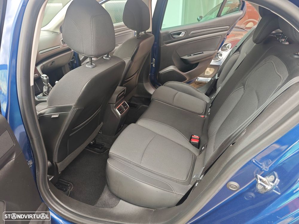 Renault Mégane 1.5 Blue dCi Zen - 10