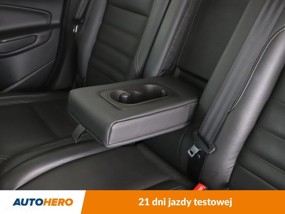Ford Kuga - 34