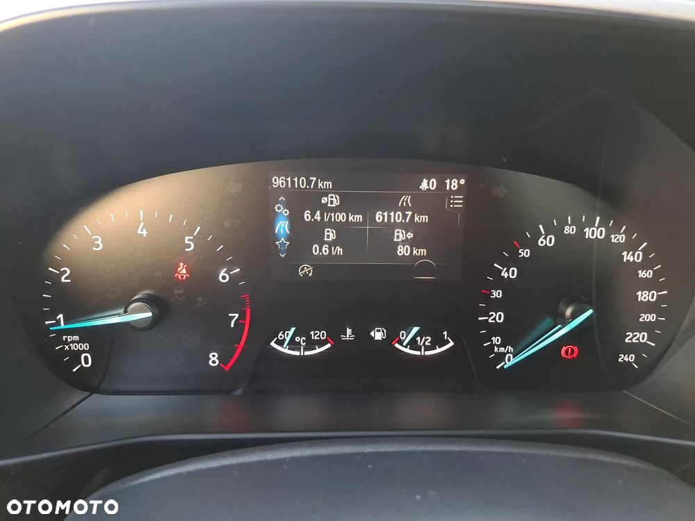 Ford Focus 1.0 EcoBoost mHEV Connected - 24