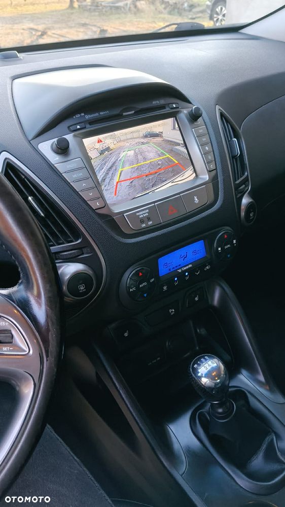 Hyundai ix35 1.7 CRDi 2WD blue Comfort - 15