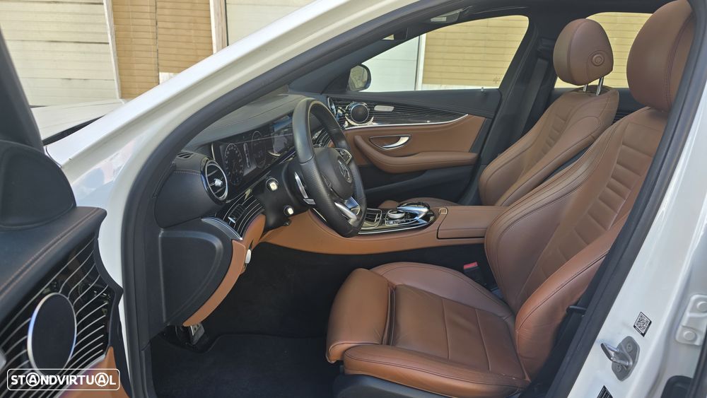 Mercedes-Benz E 220 d AMG Line - 14
