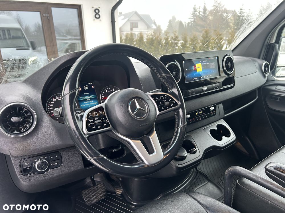Mercedes-Benz SPRINTER - 13