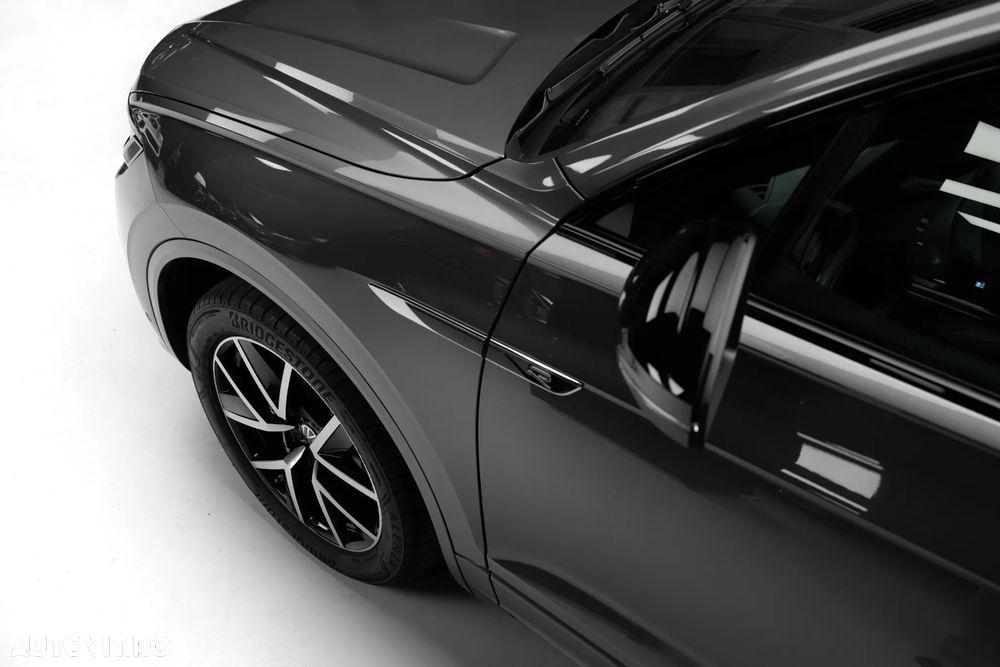 Volkswagen Touareg V6 TDI 4MOTION R-Line - 7