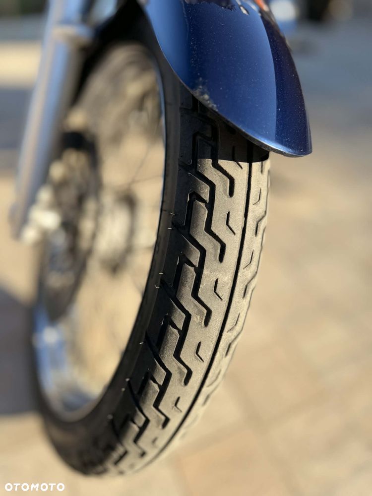 Suzuki Intruder - 10