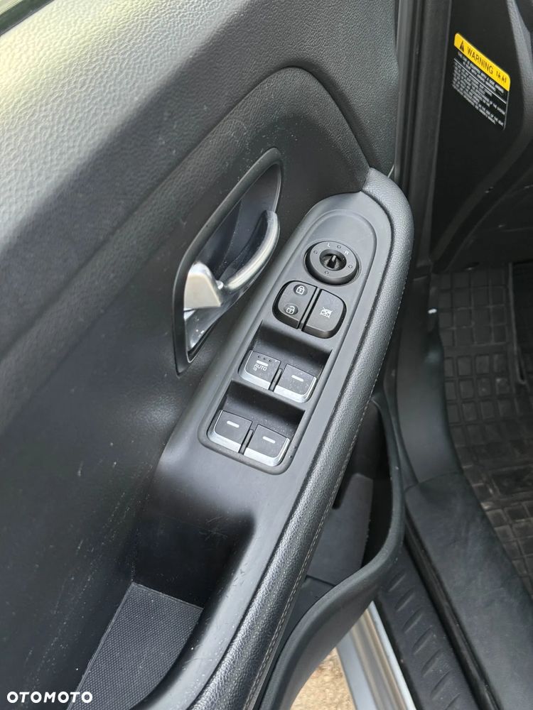 Kia Carens 2.0 GDI Automatik Vision - 10