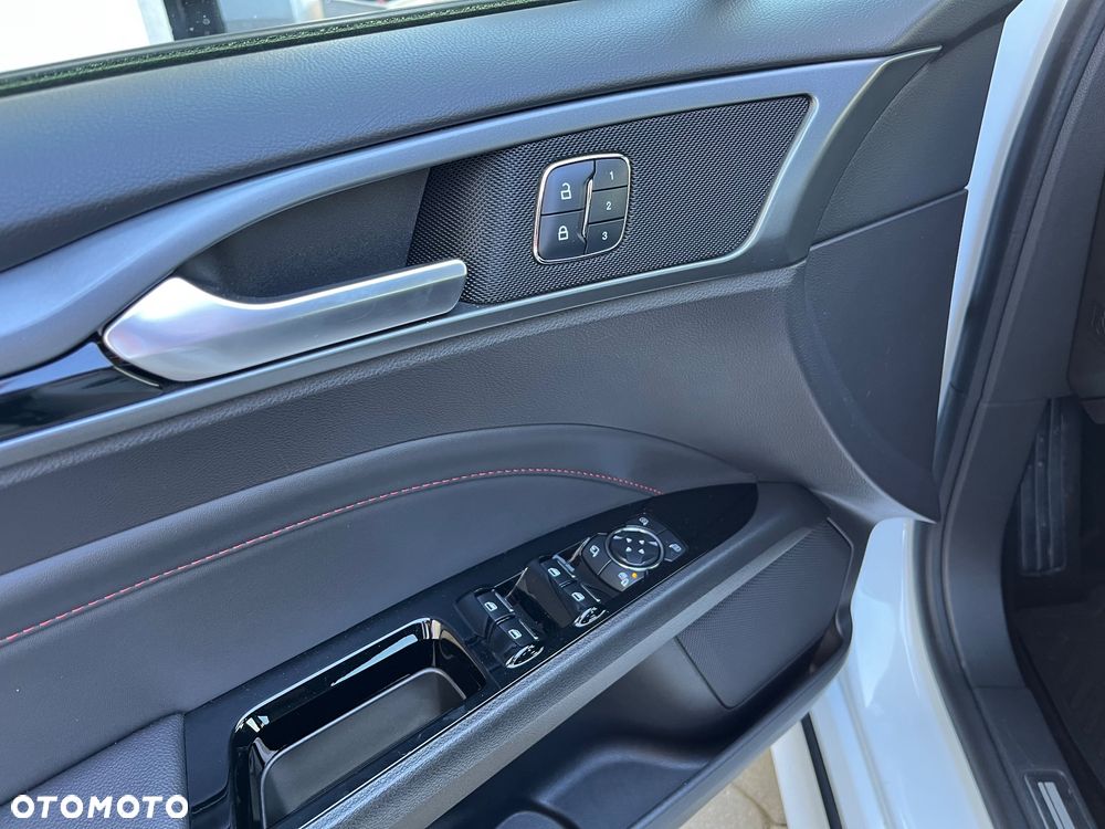 Ford Mondeo 2.0 TDCi Bi-Turbo ST-Line PowerShift - 25