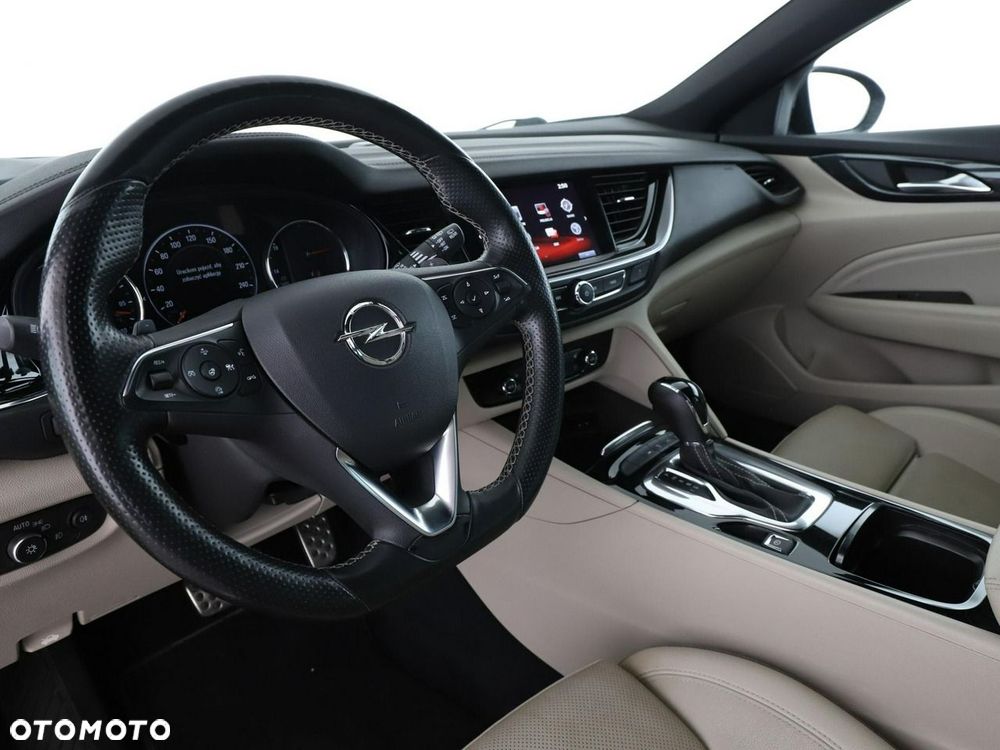 Opel Insignia 1.5 T Innovation S&S - 15