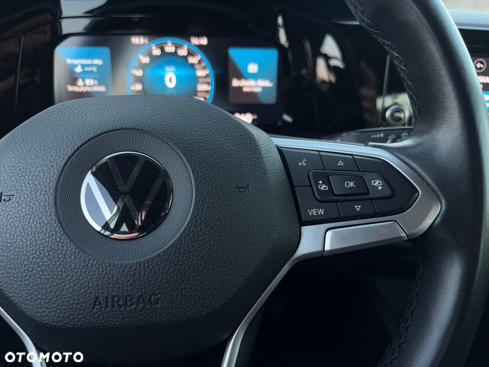 Volkswagen Golf - 11