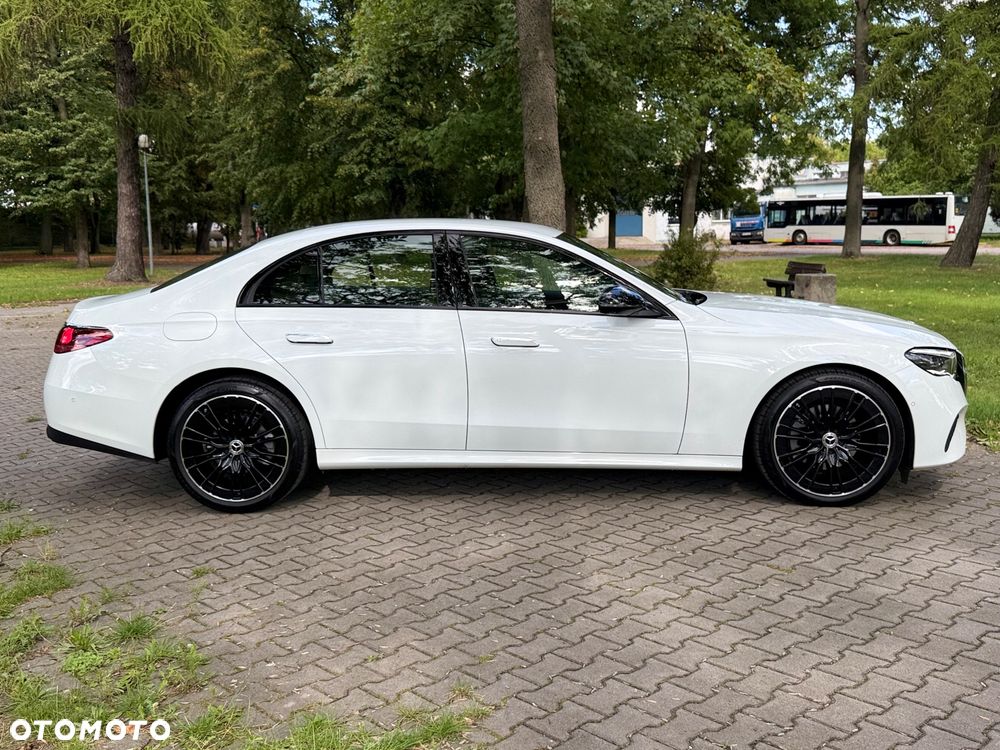 Mercedes-Benz Klasa E 220 d mHEV 4-Matic Avantgarde 9G-Tronic - 4