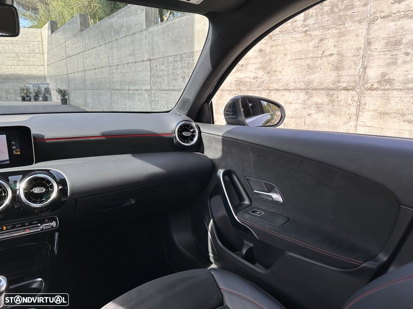 Mercedes-Benz A 160 AMG Line - 25
