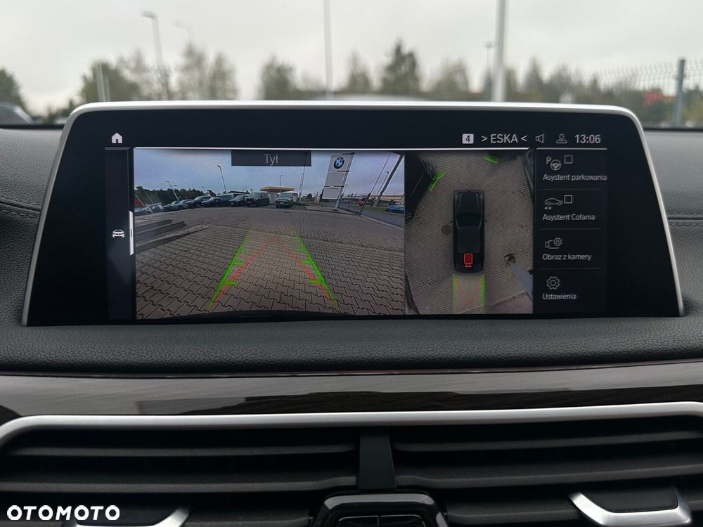 BMW Seria 7 740d xDrive - 29