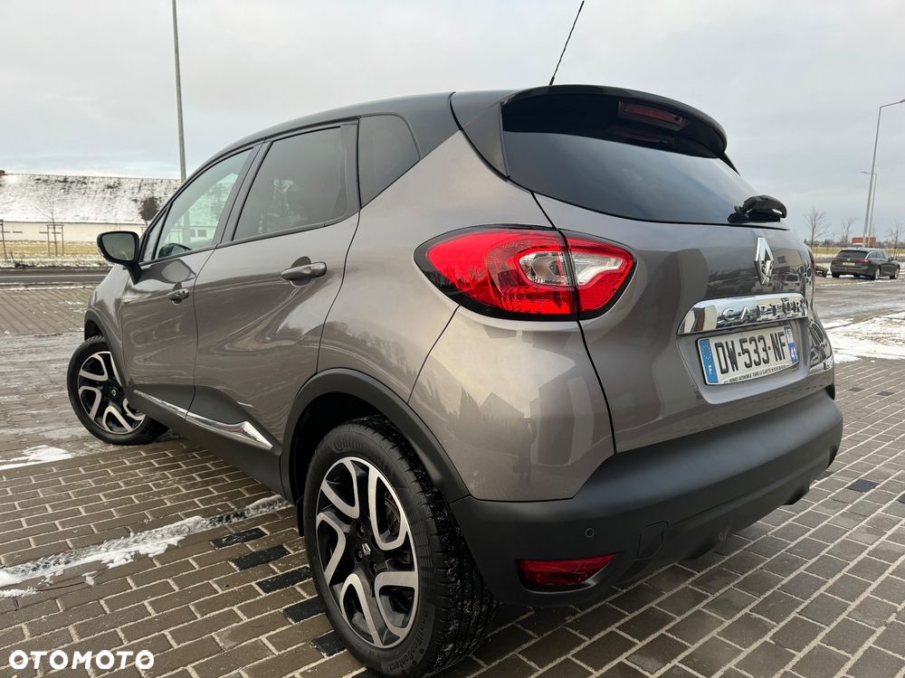 Renault Captur 1.2 Energy TCe Initiale Paris EDC - 9