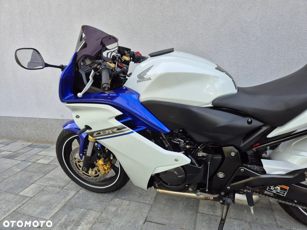 Honda CBR - 12