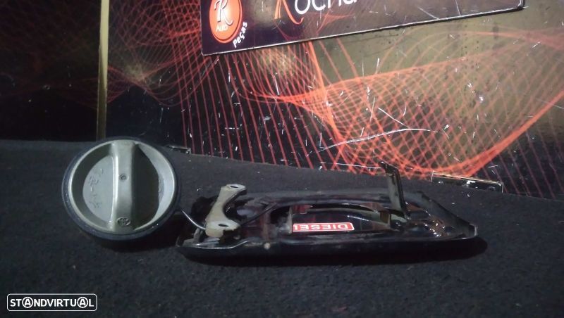 Tampa Do Combustivel Toyota Avensis (_T25_) - 4