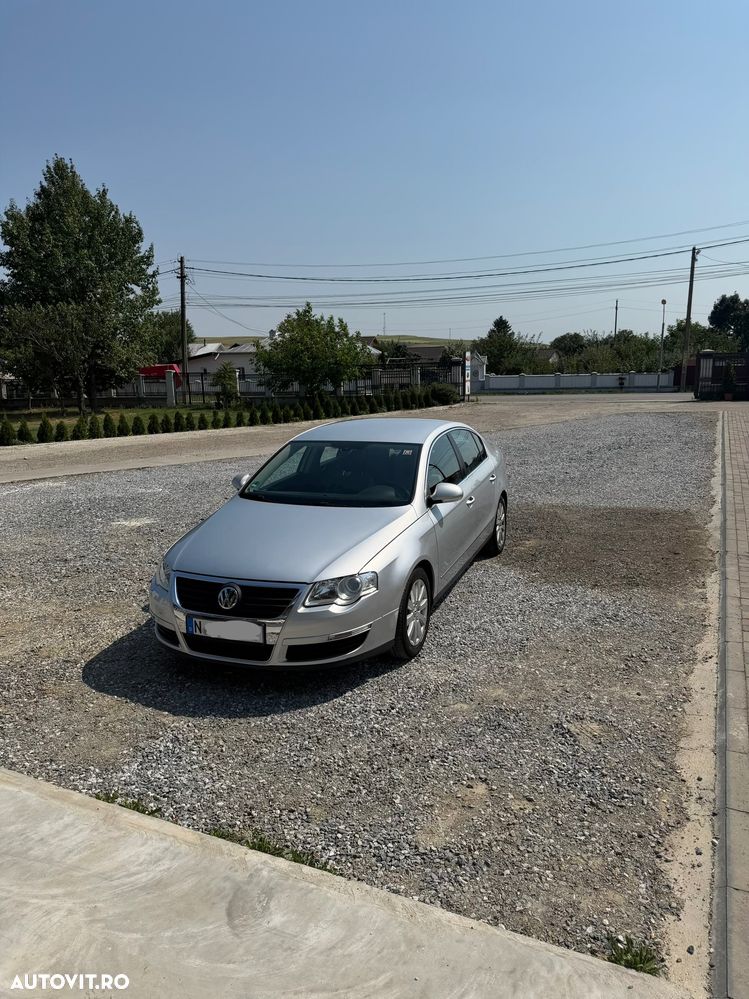 Volkswagen Passat 2.0 FSI Comfortline - 1