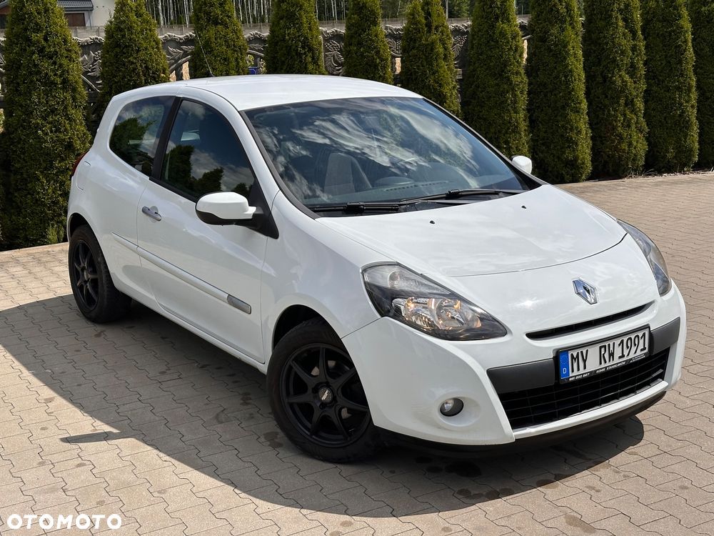Renault Clio 1.5 dCi Luxe Dynamique - 4