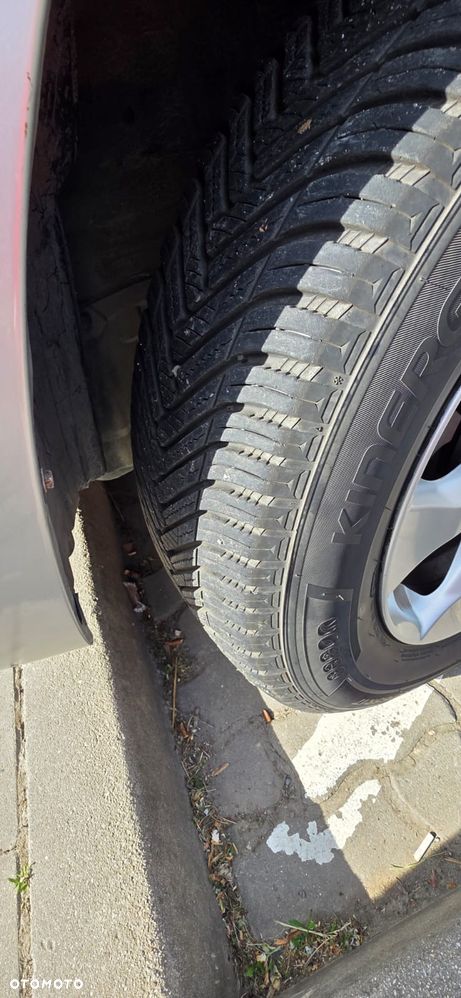 Toyota RAV4 - 9