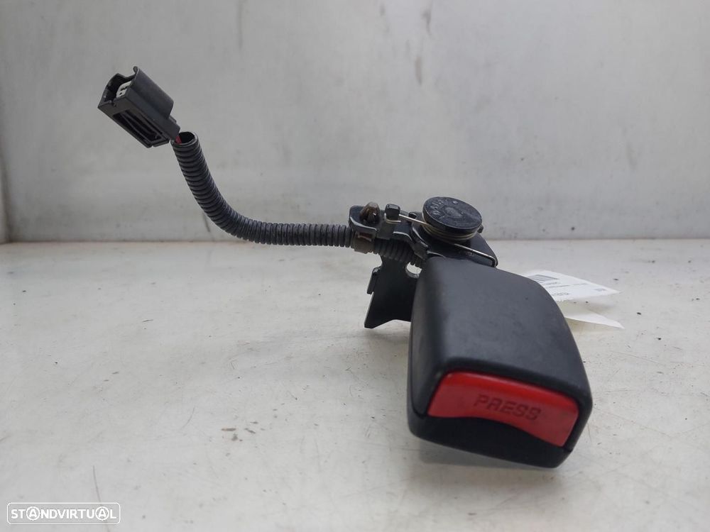 ENGATE DO CINTO TRASEIRO DIREITO HONDA CIVIC 5 - 1