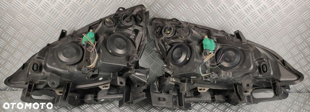 reflektor lampa lewy lewa prawa prawy przód przednia RENAULT SCENIC II 2 FL - 12