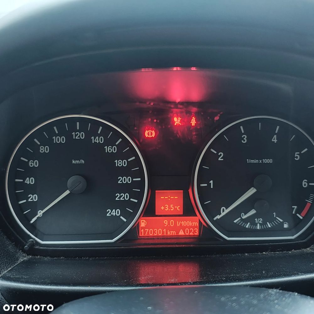 BMW Seria 1 116i - 9