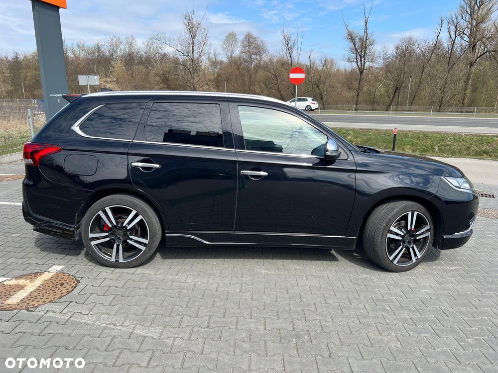 Mitsubishi Outlander Intense + - 4