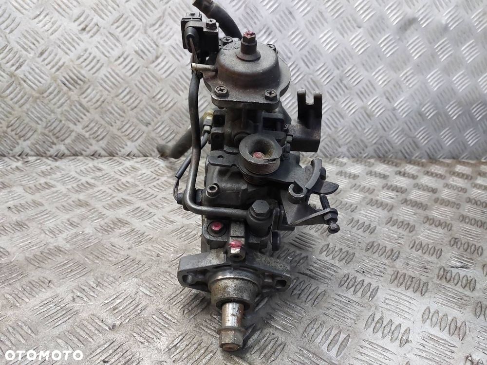 POMPA WTRYSKOWA MITSUBISHI PAJERO I 2.5 TD 104645-8030 MD325845 - 2